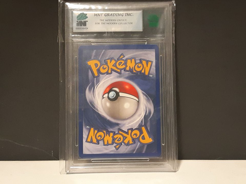 Base set Shadowless Magnemite Graded 8.5
