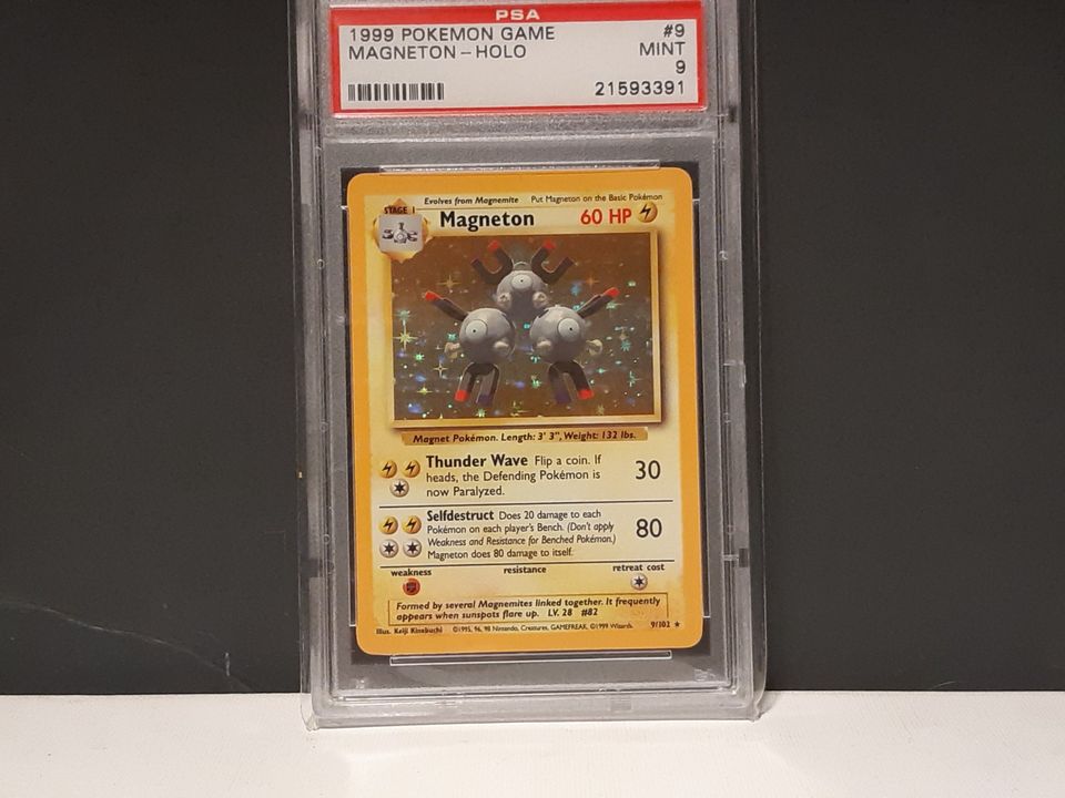 Base set Magneton PSA 9!!