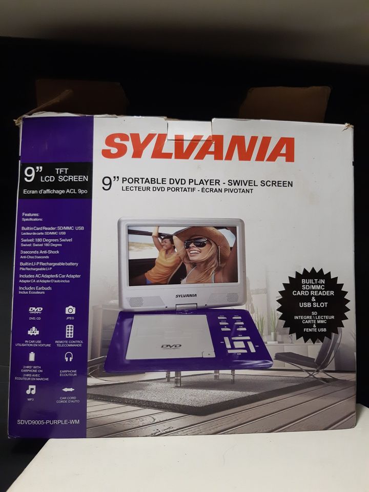 Oldschool Sylvania portable 9" inch screen swivel dvd player