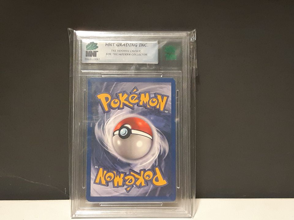 1st Edition Jungle Dodrio Graded 8
