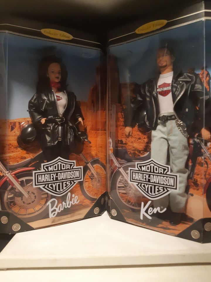 Vintage Sealed Barbies!! 90s Collectors Edition Harley Davidson Barbie And Ken 2 Doll Set