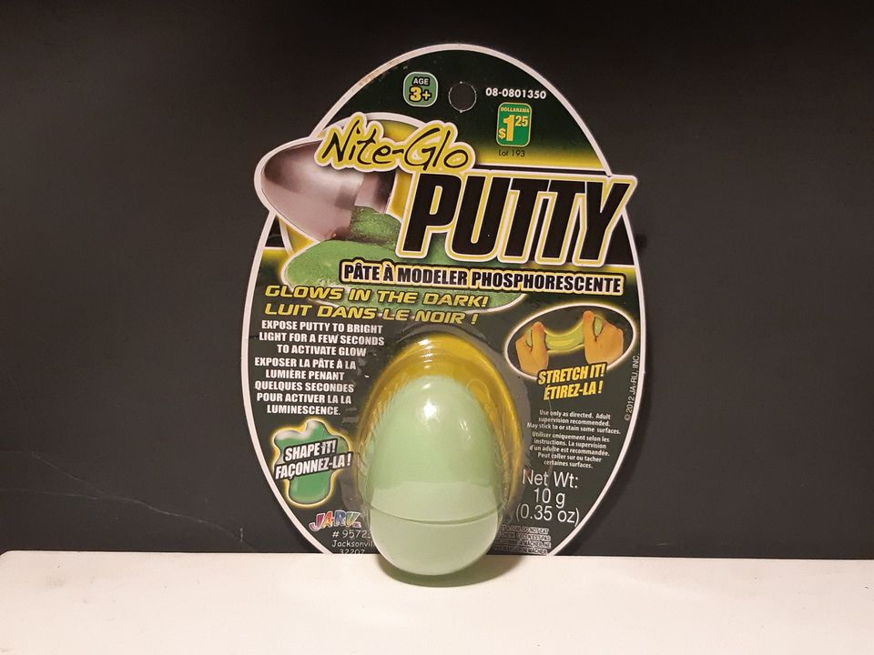 Vintage Night Glow Putty SEALED