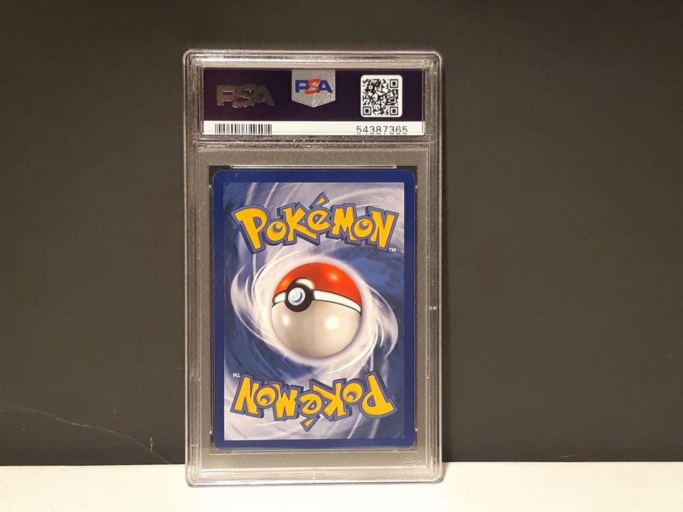 Base Set Shadowless Kakuna PSA 9