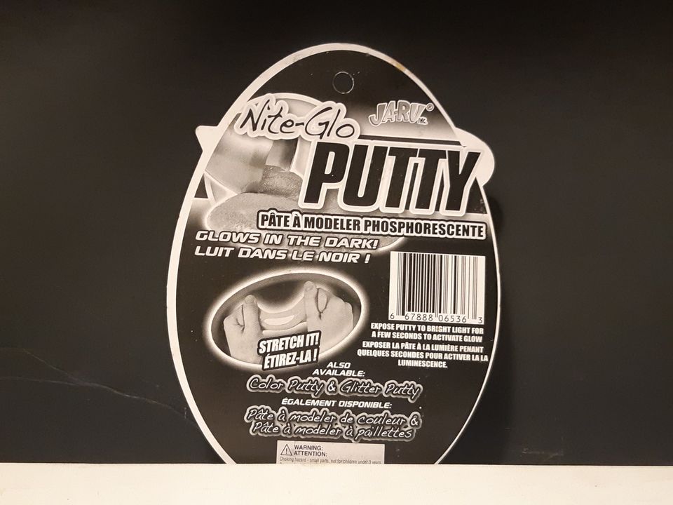 Vintage Night Glow Putty SEALED