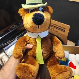 1980 "Yogi Bear" Hannah Barbara Stuffed Plush Toy