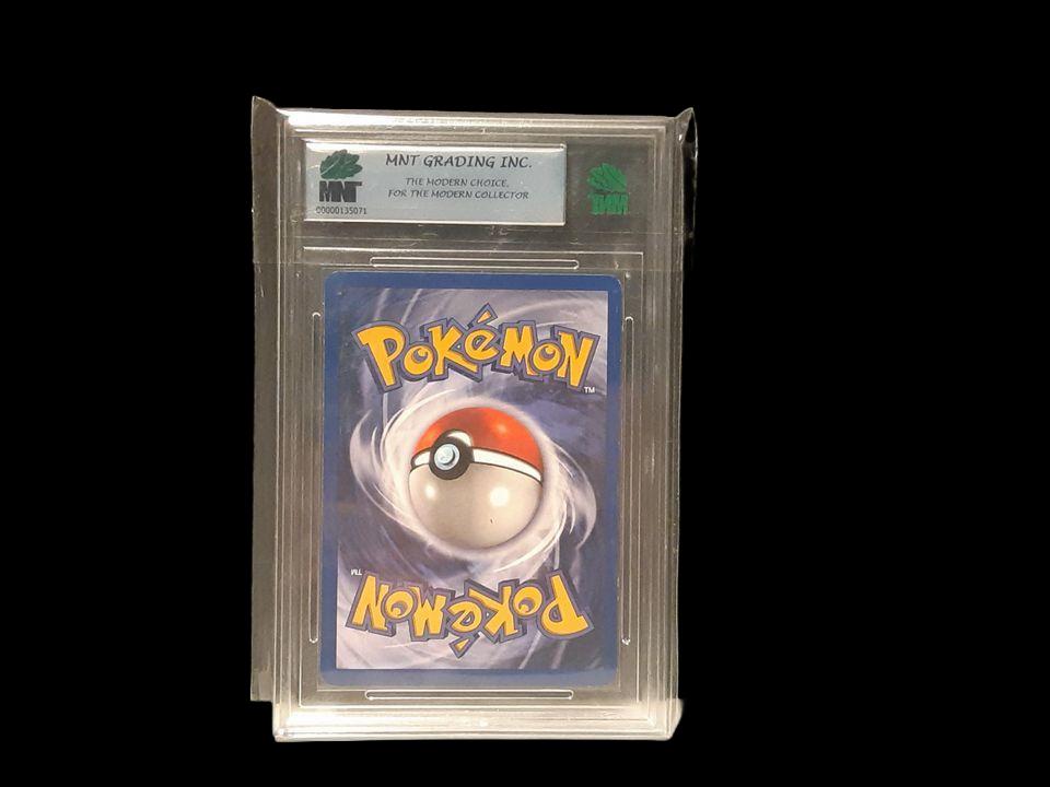 1st Edition Jungle Fearow Graded 8.5